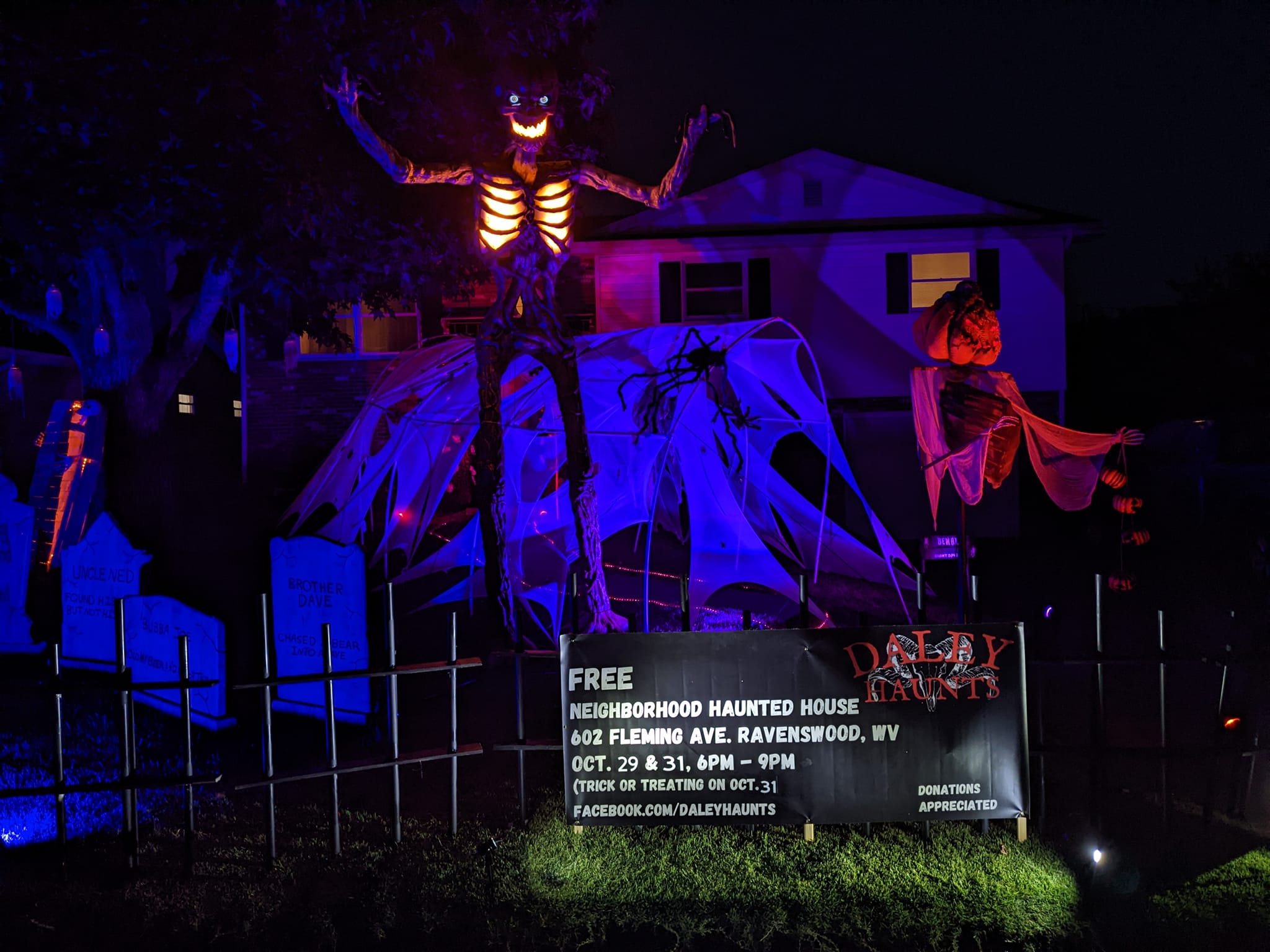 Daley Haunts Neighborhood Haunted House | Ravenswood West Virginia, image size:2048x1536