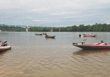 boats in ohio river