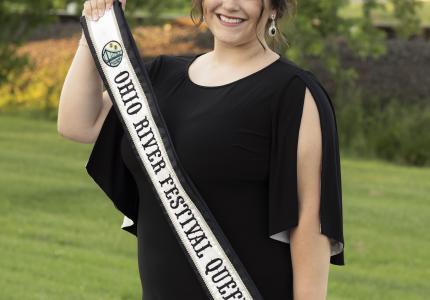 Photo of Queen Daphne XXXIX 