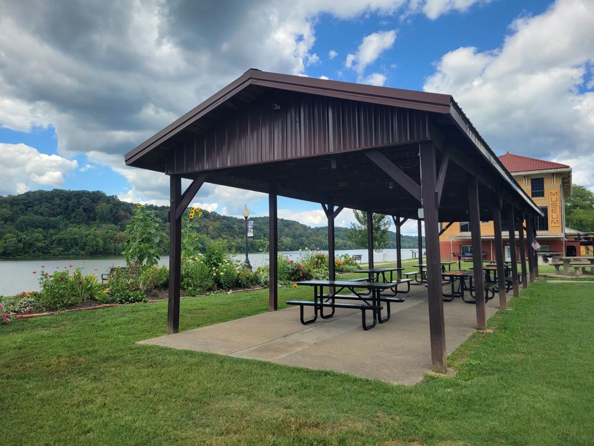 Veteran's shelter